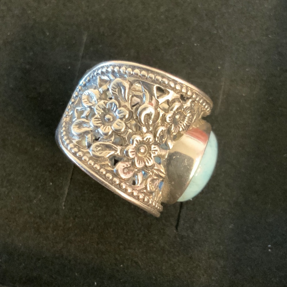 CFJ Sterling Silver Ring With Round Larimar Stone and Floral Engravings - Picture 2 of 4